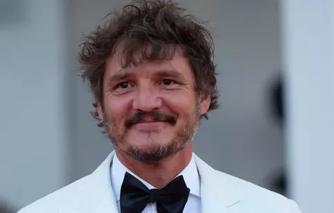 Pedro Pascal pune capăt speculațiilor. Ce relație are, de fapt, cu Jennifer Aniston