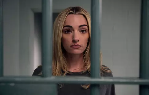 Ginny și Georgia - serial Netflix. Brianne Howey a anunțat când începe sezonul 3. Primele imagini