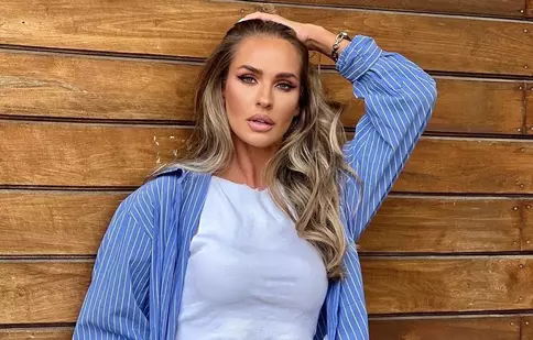 Fiul Dianei Munteanu a împlinit 15 ani. David o depășește în înălțime pe mama sa și a moștenit pasiunea pentru fotbal de la tatăl Claudiu Niculescu
