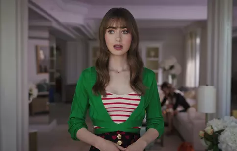 „Emily in Paris”, sezonul 4, afectat de greva scenariștilor. Ce se întâmplă cu serialul cu Lily Collins