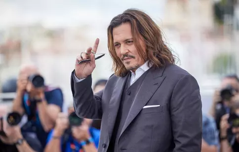 Johnny Depp, lăsat fără o avere uriașă! Pe ce s-au cheltuit cele 530.000 de lire sterline furate de pe cardul actorului