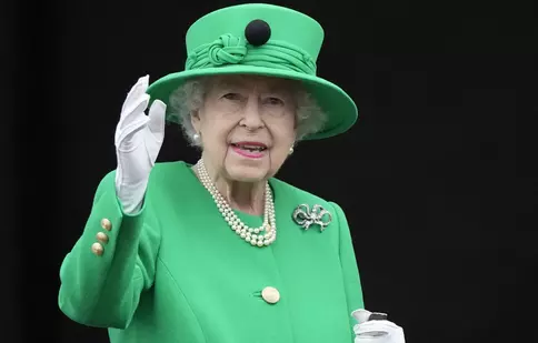 Viața paralelă a lui Andrew Mountbatten-Windsor: Ce știa cu adevărat Regina și cum a încercat să îngroape scandalul Epstein
