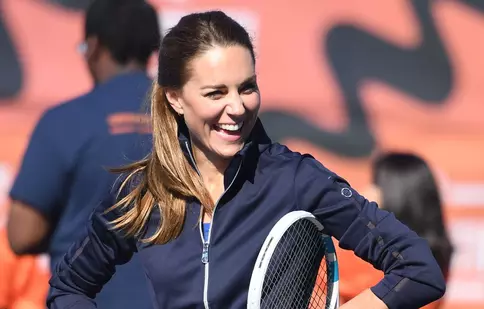 Kate Middleton, în formă maximă la o partidă de tenis cu Roger Federer. Cei doi au apărut într-un video special pentru Wimbledon 2023