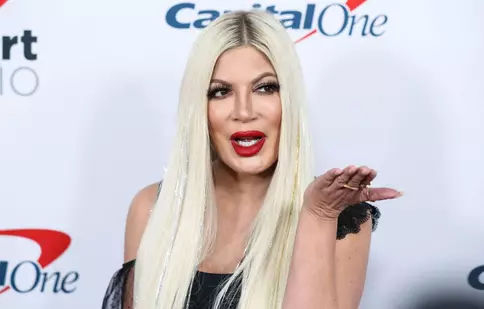 Tori Spelling, gest neașteptat după ce Dean McDermott a anunțat că divorțează de ea, după care a șters postarea