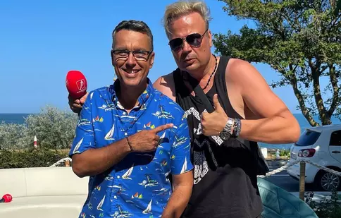 Cristi Brancu, salutări de la mare! „Istoria divertismentului se scrie aici”. EXCLUSIV