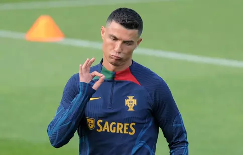 Cristiano Ronaldo a devenit cel mai bine plătit star pe Instagram. Cât ia celebrul fotbalist pentru o postare