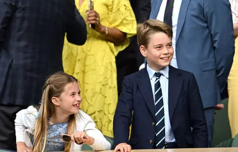 Prințul George a împlinit 10 ani. Detaliu inedit de la fotografia lui aniversară care a atras atenția tuturor