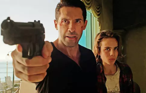 Filme la TV azi, 17 iulie: „Capturat”, „Proiectul X”, „Bărbați în negru 3”, „Atacul marțienilor”, „Jack Reacher: Un glonț la țintă”