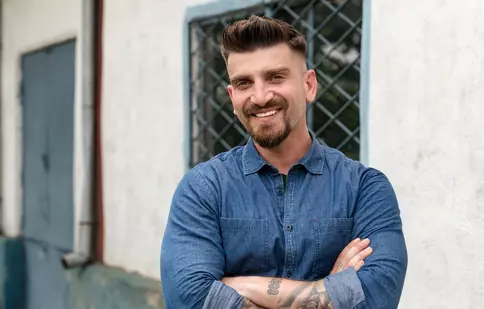 Silviu Mircescu, de la Vocea României la Clanul. „Muncesc de luni până duminică”. EXCLUSIV