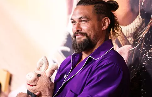Jason Momoa a împlinit 44 de ani. Actorul din „Aquaman” a avut parte de o aniversare neobișnuită