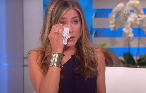 Jennifer Aniston a trecut prin momente de panică. O mașină s-a izbit de poarta vilei de lux a actriței. Ce spun polițiștii