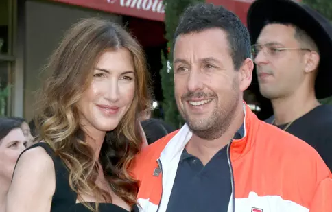 Adam Sandler nu se desparte de soție nici pe platouri. În câte filme au jucat împreună până acum