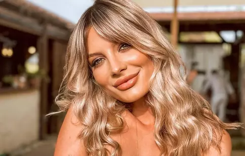 Ana Baniciu, o nouă imagine alături de fiul său. Artista a dezvăluit fanilor ce nume poartă bebelușul