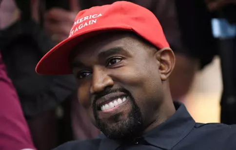 Soția lui Kanye West, apariție șocantă pe străzile din Italia. Bianca Censori a renunțat la haine