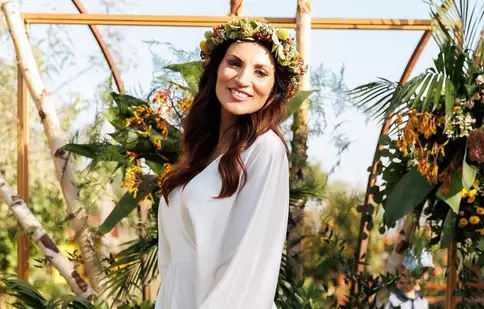 Ioana Ginghină și Cristi Pitulice s-au căsătorit în curtea casei lor. Primele imagini de la nunta atipică