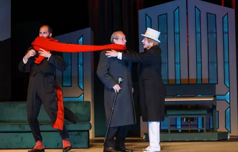 SECRETUL FAMILIEI POSKET, o comedie spumoasă pe scena mare a TNB!