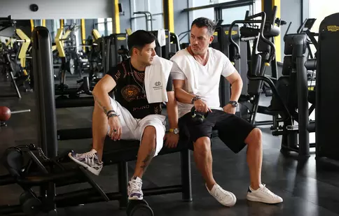 „Bravo, tată!”, serial nou la Antena 1. Când e premiera serialului românesc cu Liviu Vârciu și Răzvan Fodor în rolurile principale