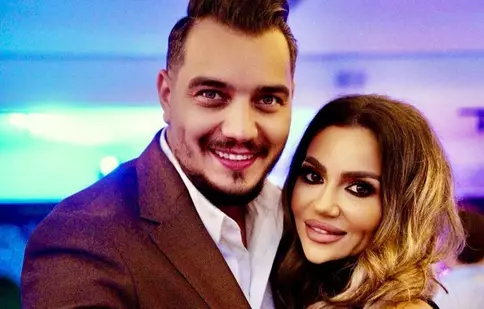 Primele imagini de la nunta lui Bursucu. Povestea specială a rochiei de mireasă purtată de soția sa