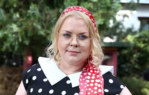 Alina Mîndru joacă în „Bravo, tată!”. Ce personaj joacă în serialul de la Antena 1
