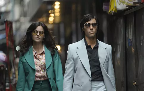 Șarpele – un serial tv dramatic inspirat din viața infamului ucigaș în serie Charles Sobhraj