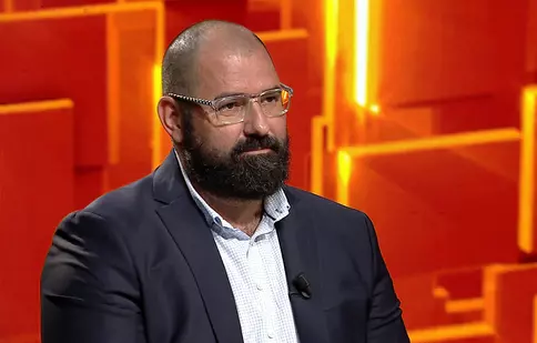 Adi Hădean, la 40 de întrebări cu Denise Rifai. „Sunteți chef sau bucătar?”