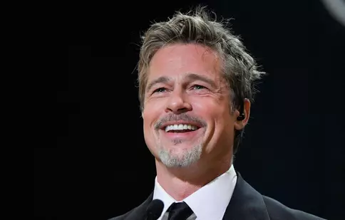 O femeie din Franța, înșelată de un Brad Pitt realizat cu inteligența artificială. Cum a convins-o să-i trimită 850.000 de dolari