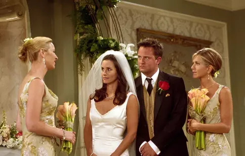 Top 10 cele mai bune secvențe cu Matthew Perry în rolul lui Chandler Bing din „Friends” 