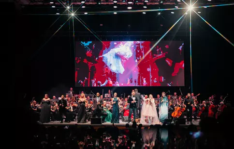 Concertul aniversar DISNEY 100: Zeci de copii la scenă, dans și aplauze îndelungate 