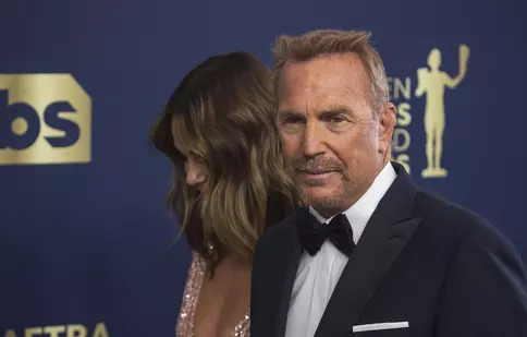 Kevin Costner are o relație cu o actriță celebră de la Hollywood. Cine e noua lui iubită, după divorțul de Christine Baumgartner