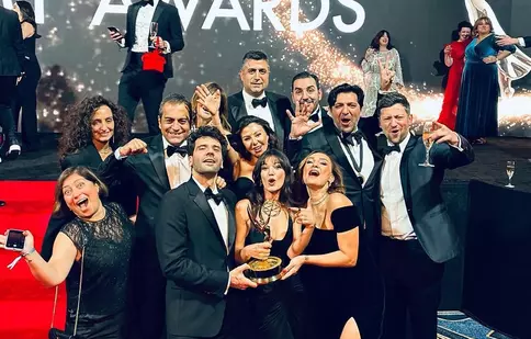 Serialul turcesc „Secrete de familie” a câștigat prestigiosul premiu International Emmy la categoria „Telenovelă”. Este al doilea succes al producătorului Kerem Catay
