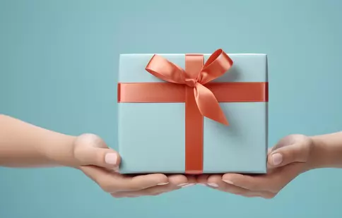 Verifică oferta de pe Laremagift.ro – vei găsi cadouri personalizate ideale pentru orice ocazie