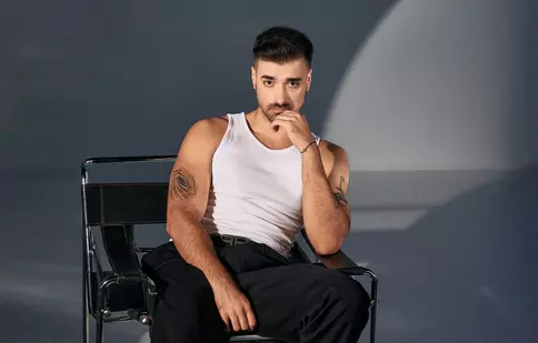 Liviu Teodorescu a lansat single-ul „Indiferența”. Cine joacă în clipul piesei