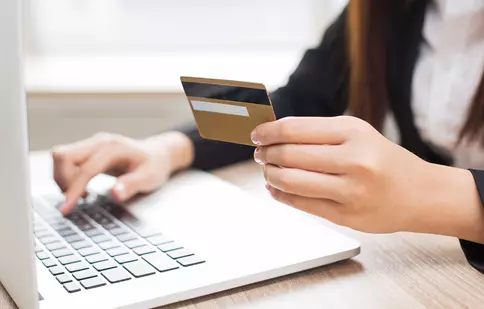 Cum să obținem cele mai avantajoase credite online?