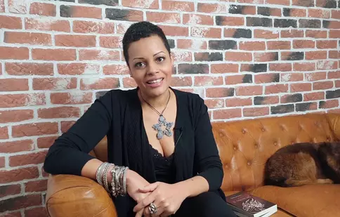 Laura Nureldin și-a dat demisia de la Antena 1, unde prezenta jurnalele de prânz din weekend. Primele declarații