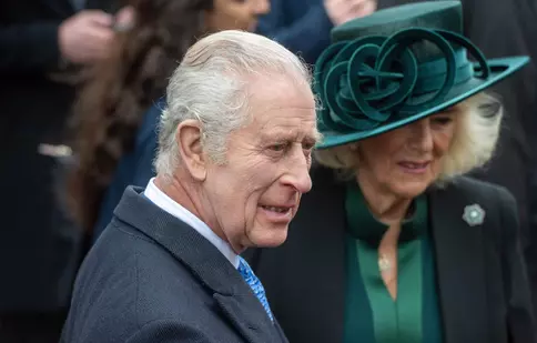 Regele Charles și regina Camilla, gest surprinzător după slujba de Paște. De ce suveranul a stat separat de restul familiei