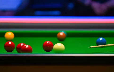 Cine transmite Campionatul Mondial de Snooker. Programul celor 46 de sesiuni de snooker programate la Sheffield