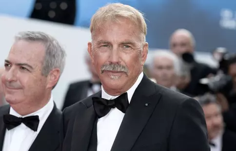 Kevin Costner și Morgan Freeman lansează serialul de spionaj „The Gray House”, filmat în România. Ce știm despre proiect