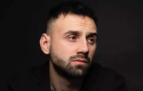 Valentin Sichim s-a alăturat distribuției „Lia – Soţia soţului meu”. Ce rol joacă în serialul de la Antena 1 iubitul Marei Oprea