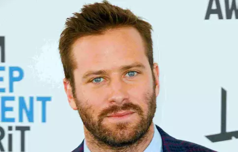 Armie Hammer, lipsuri financiare tot mai mari. Ce sacrificiu a făcut din cauza lipsei banilor. „Nu-mi mai pot permite”