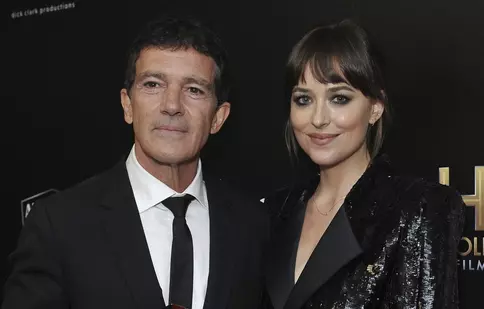 Antonio Banderas, imagine emoționantă cu Dakota Johnson, fiica lui vitregă. Actrița l-a vizitat în orașul natal