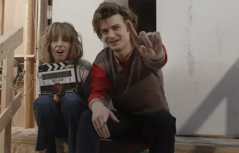 Netflix a lansat imagini din culisele ultimului sezon „Stranger Things”. Noi actori se alătură distribuției