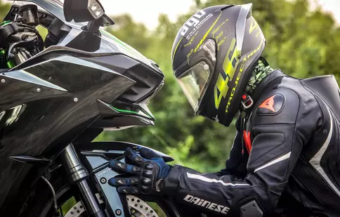 Ce aspecte trebuie să ai în vedere înainte de a decide să îți iei permisul de motocicletă