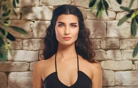 „Un alt sine” a revenit pe Netflix cu sezonul 2. Ce se întâmplă în noile episoade ale serialului cu Tuba Büyüküstün în rolul principal