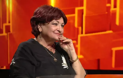 Monica Pop, la „40 de întrebări cu Denise Rifai”. „Ce v-a ajutat cel mai mult în lupta cu cancerul?”