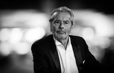 Ultima dorință a lui Alain Delon nu va fi îndeplinită. De ce refuză copiii actorului cererea tatălui lor