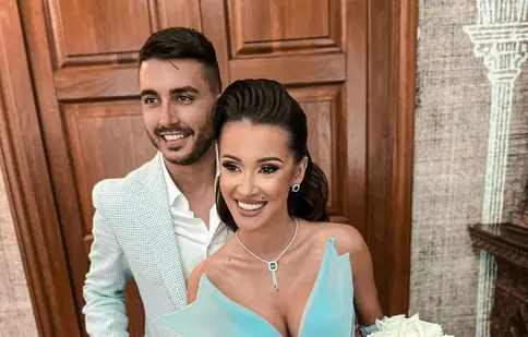 Ana Maria Barnoschi și Vlad Bălău s-au căsătorit religios. Imagini spectaculoase de la nunta lor. Mireasa a schimbat 3 rochii