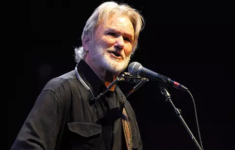 A murit Kris Kristofferson. Renumitul artist, cu o carieră pe măsura talentului său uimitor, avea 88 de ani