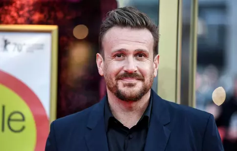 De ce Jason Segel a plecat cât mai departe Hollywood după „How I Met Your Mother”. „Nu trăiam prea multe în viață”