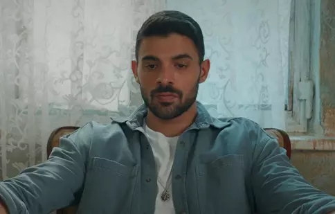 „Inimă rebelă”, episodul din 11 octombrie 2024. Yaman, devastat la aflarea veștii că tatăl lui l-a răpit