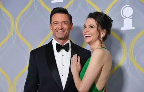 Hugh Jackman, prima apariție publică împreună cu iubita lui, Sutton Foster. În ce ipostaze au fost surprinși